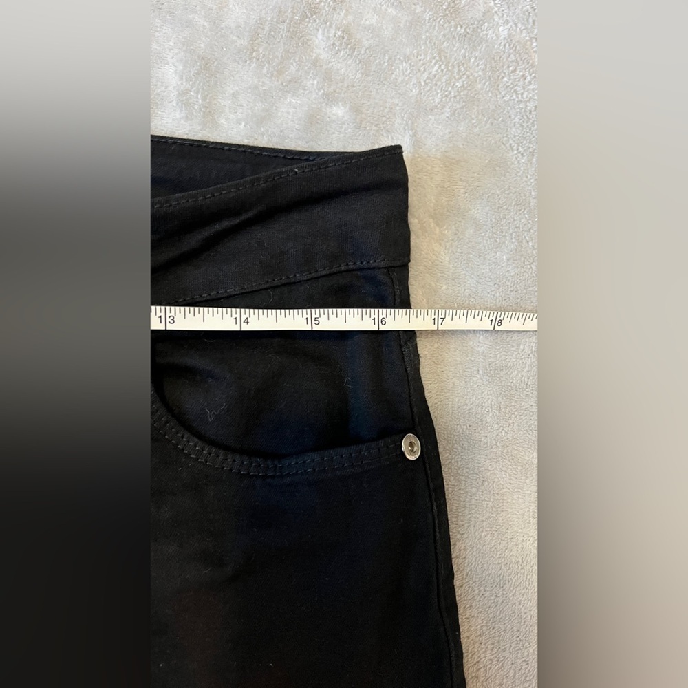 Butt lifting Black Skinny Jeans for Women - Picture 6 of 9